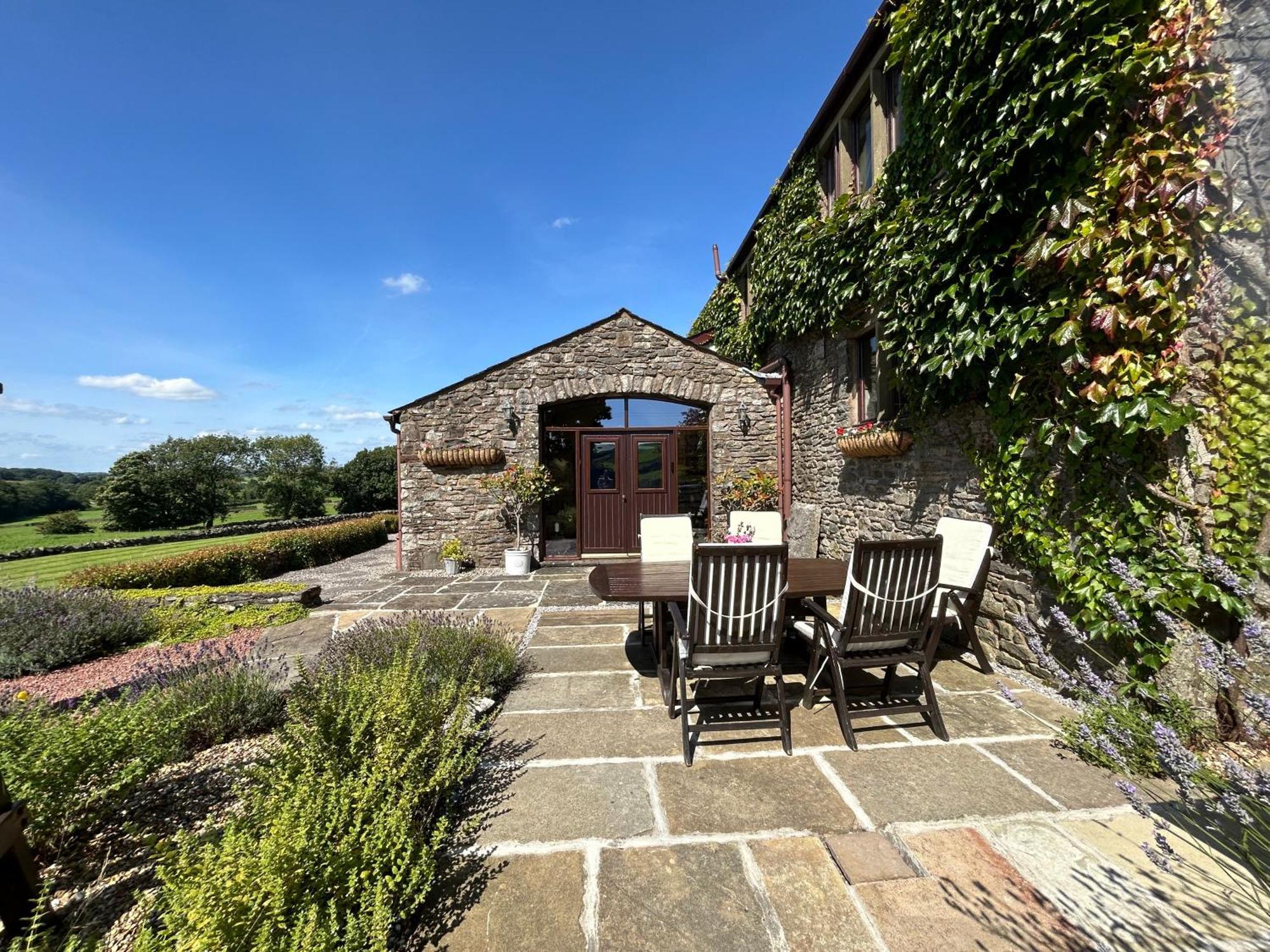 Canny Brow Barn Kendal Exterior photo